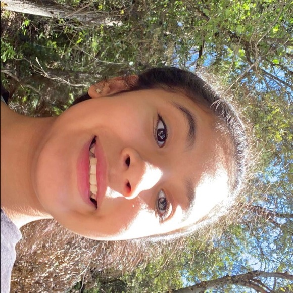 Meet your Posher, Isabel - Picture 1 of 1
